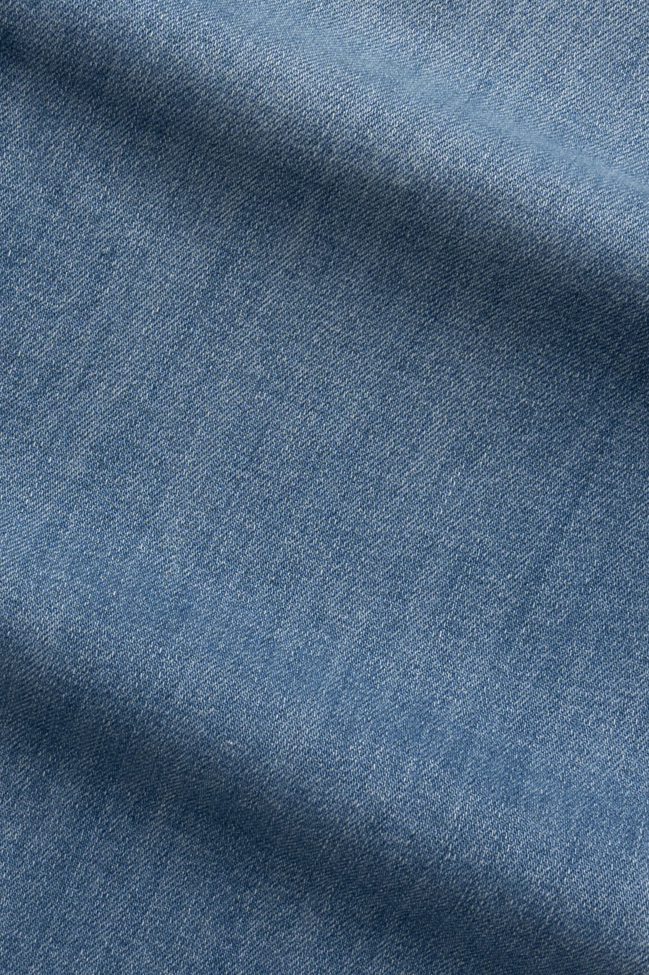 Courage Straight Leg Jeans In Light Brushed Urban