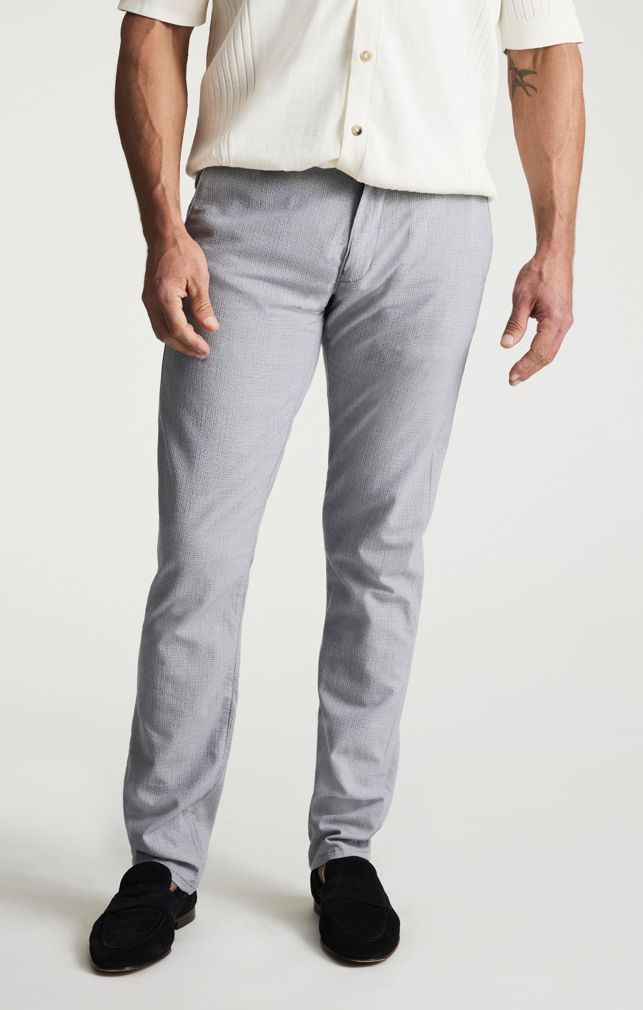 Verona Straight Leg Chino Pants In Vintage Indigo Seersucker