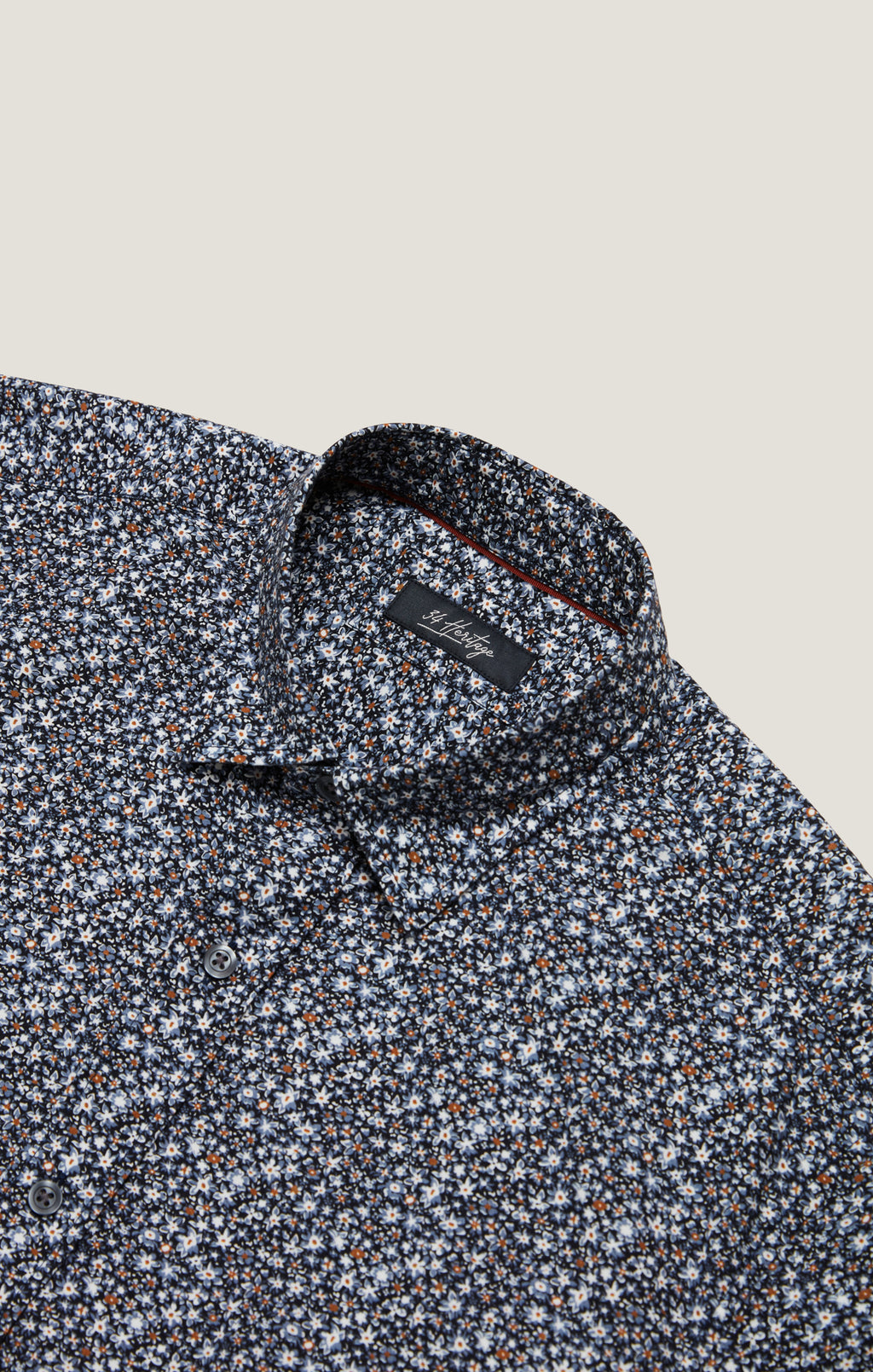 Field Short Sleeve Shirt in Dark Navy