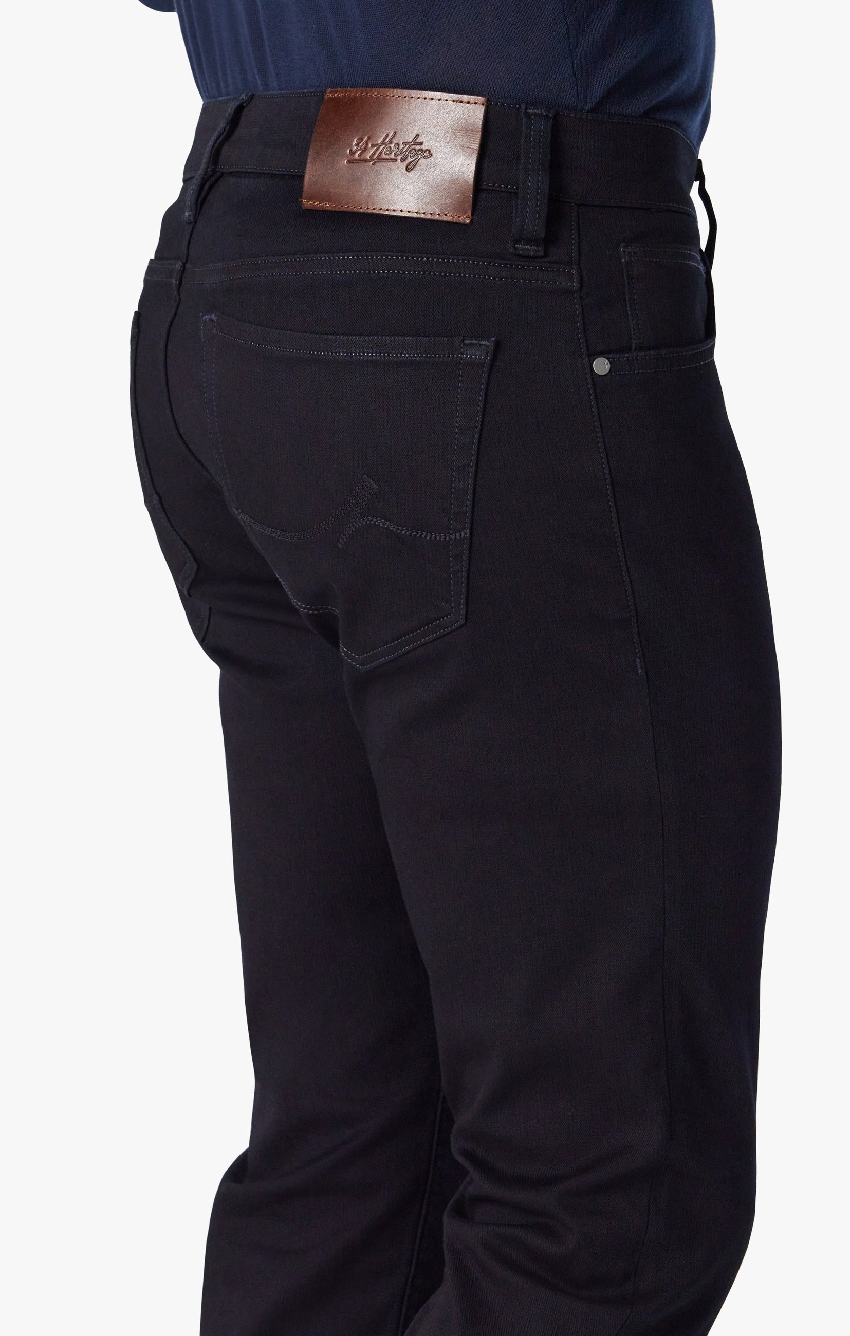 Calm Skinny Leg Jeans in Rinse Structure Image 5