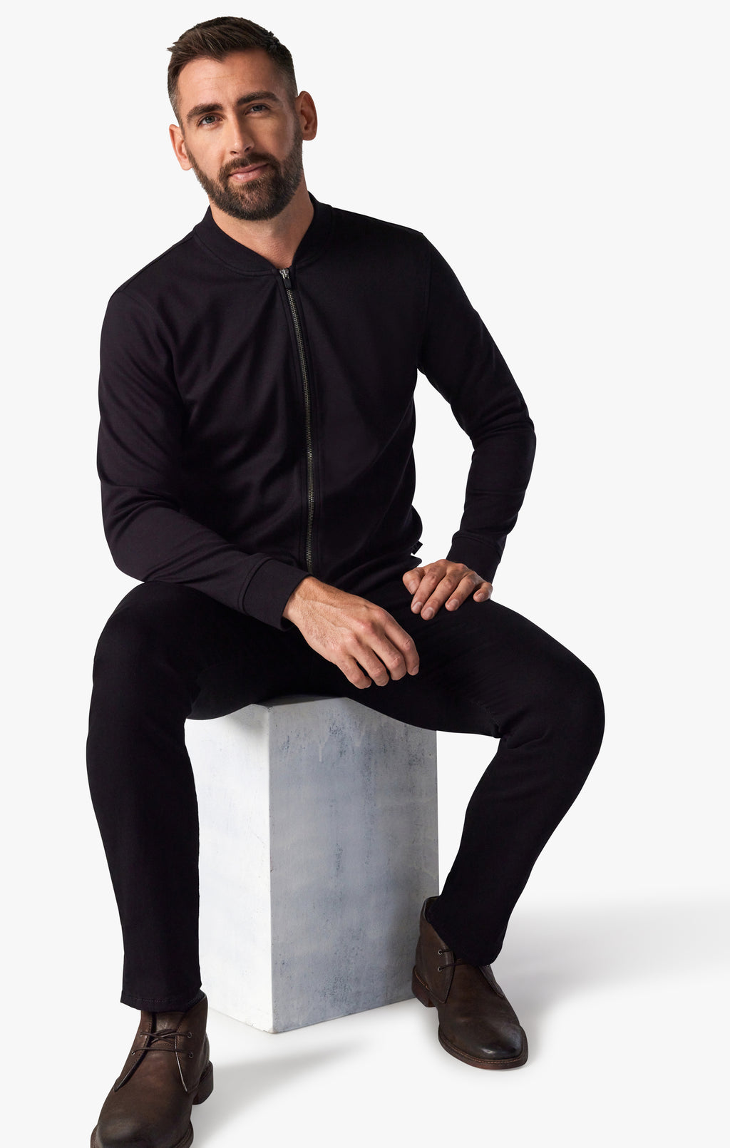 Cool Tapered Leg In Black Vintage Comfort