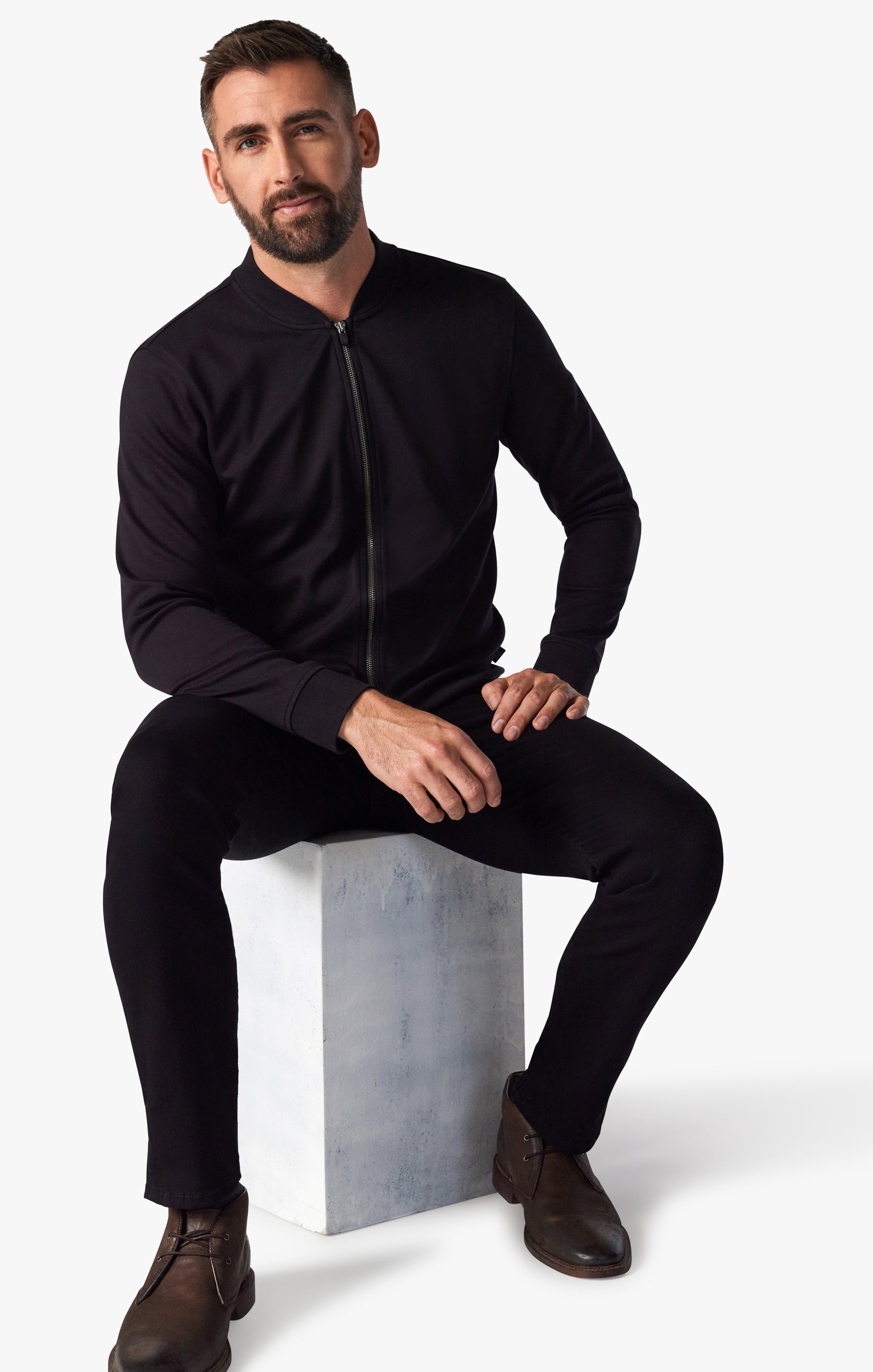 Cool Tapered Leg In Black Vintage Comfort