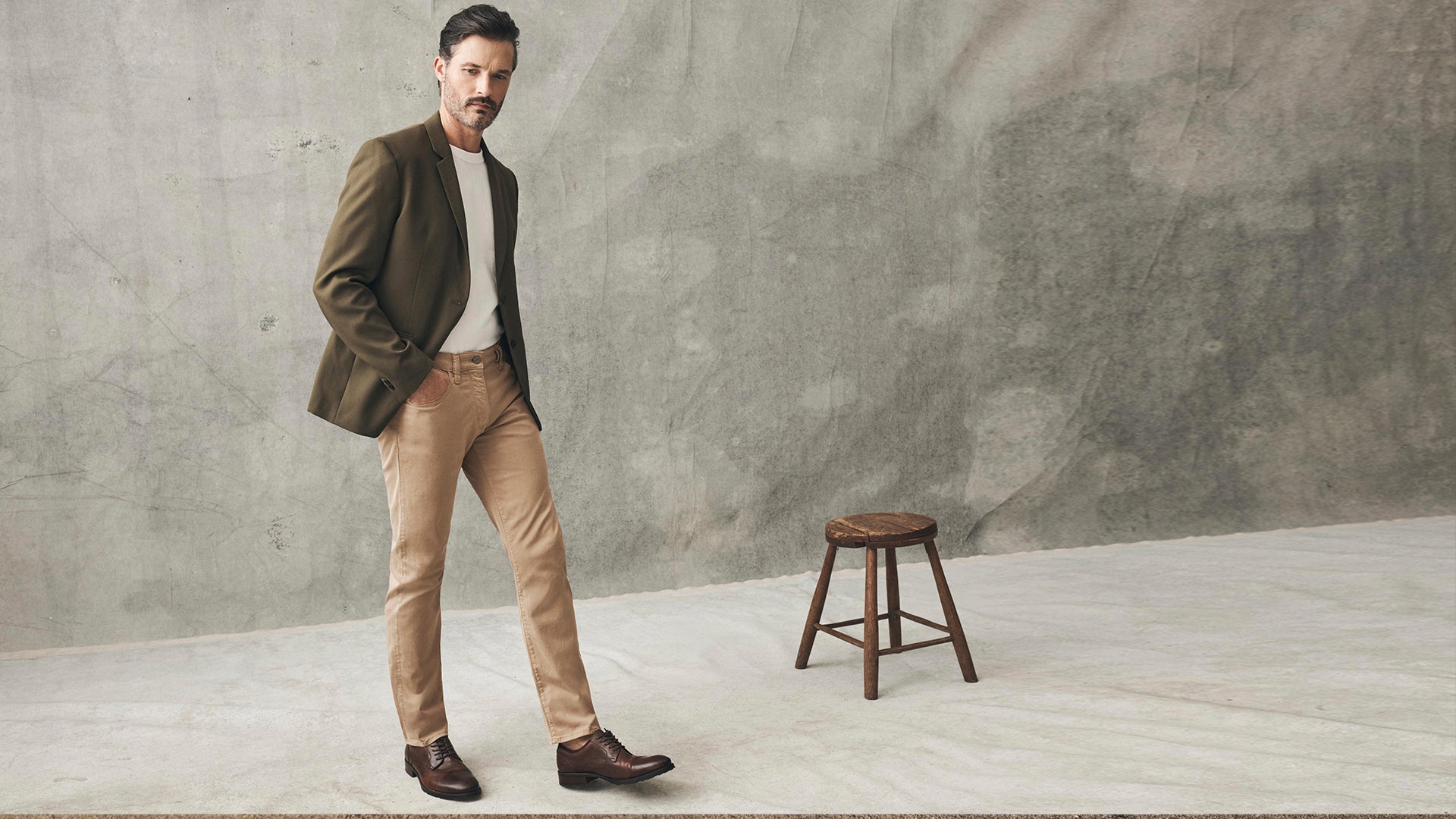 [hero]