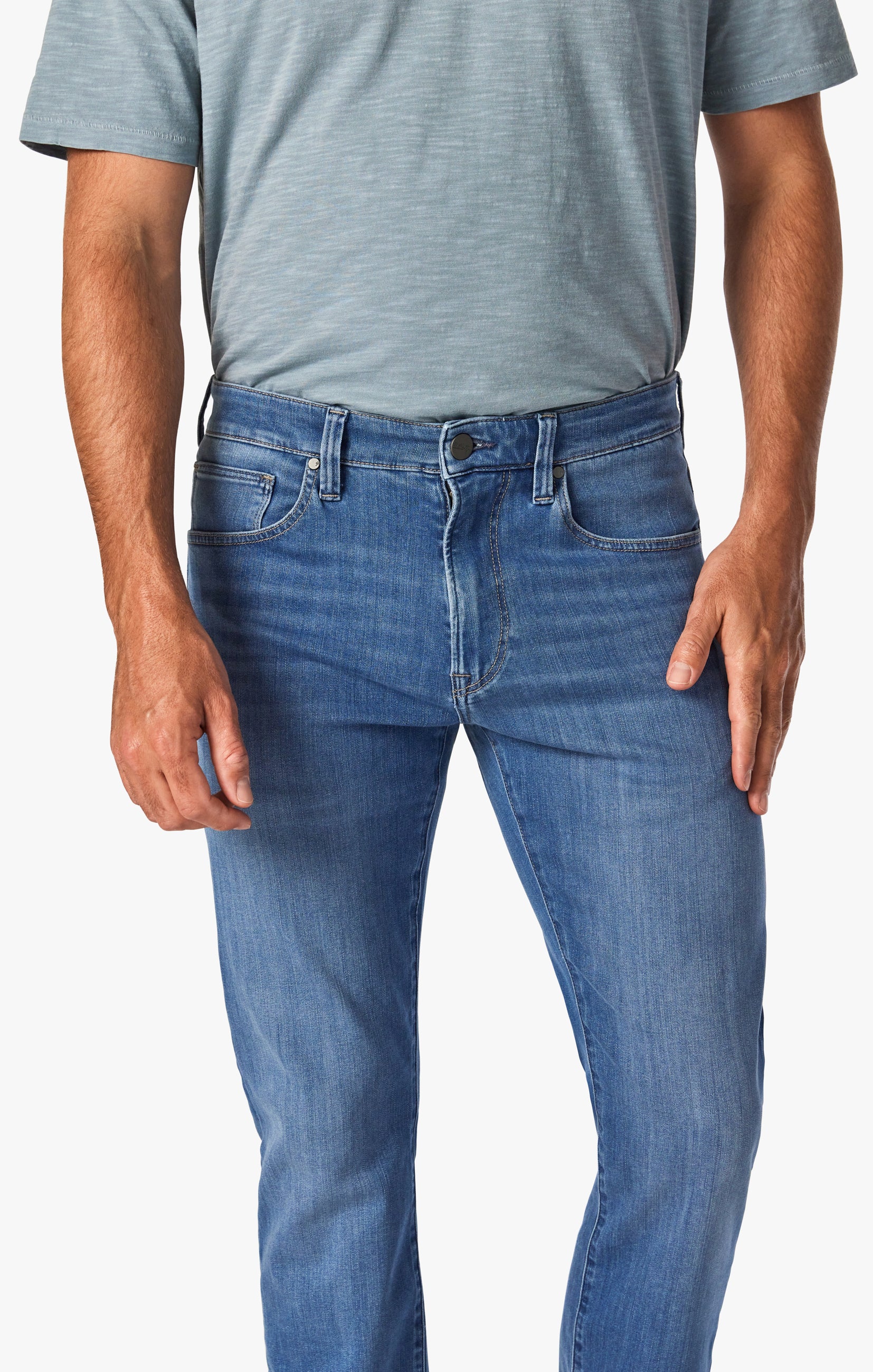 Courage Straight Leg Jeans In Light Brushed Refined Image 5